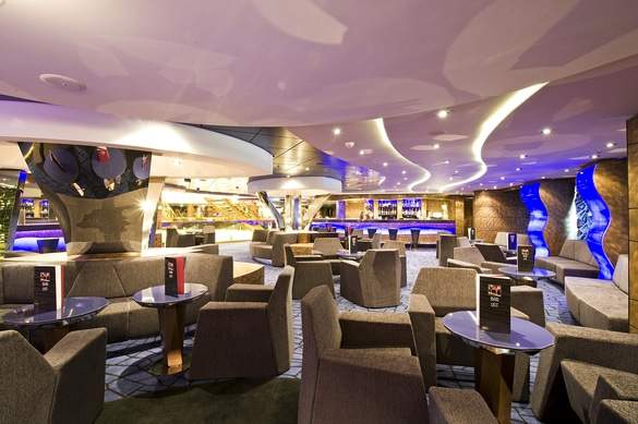 MSC Cruises MSC Splendida L'Aperivitivo Bar 2.jpg
